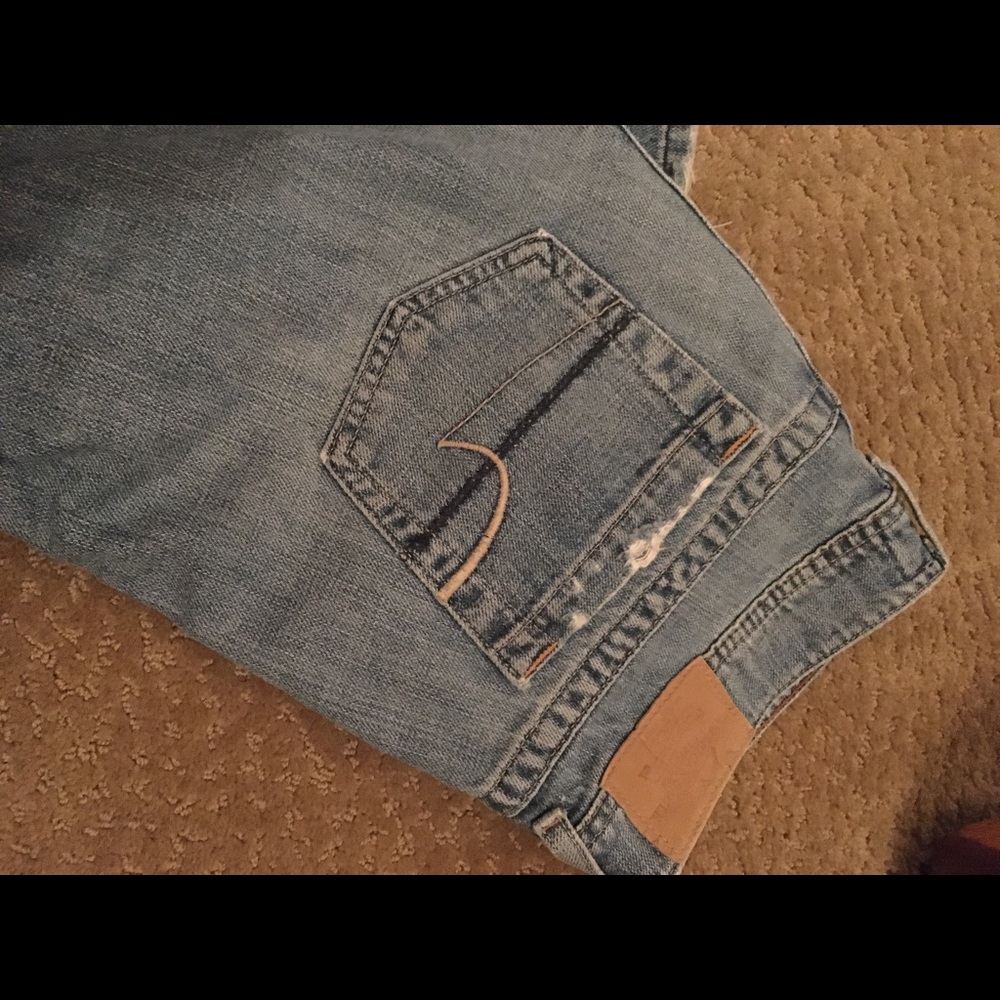 American Eagle jeans, Artist, size 8 R.